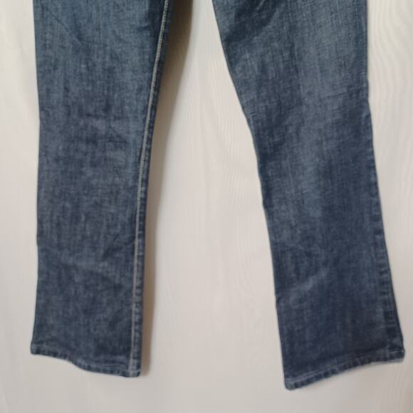 GUESS Daredevil Boot-Cut Dark Wash Denim Jeans. Size 27 - Picture 11 of 16